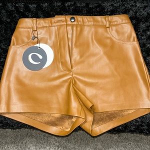 Very nice shorts brand new never worn tag still attached!